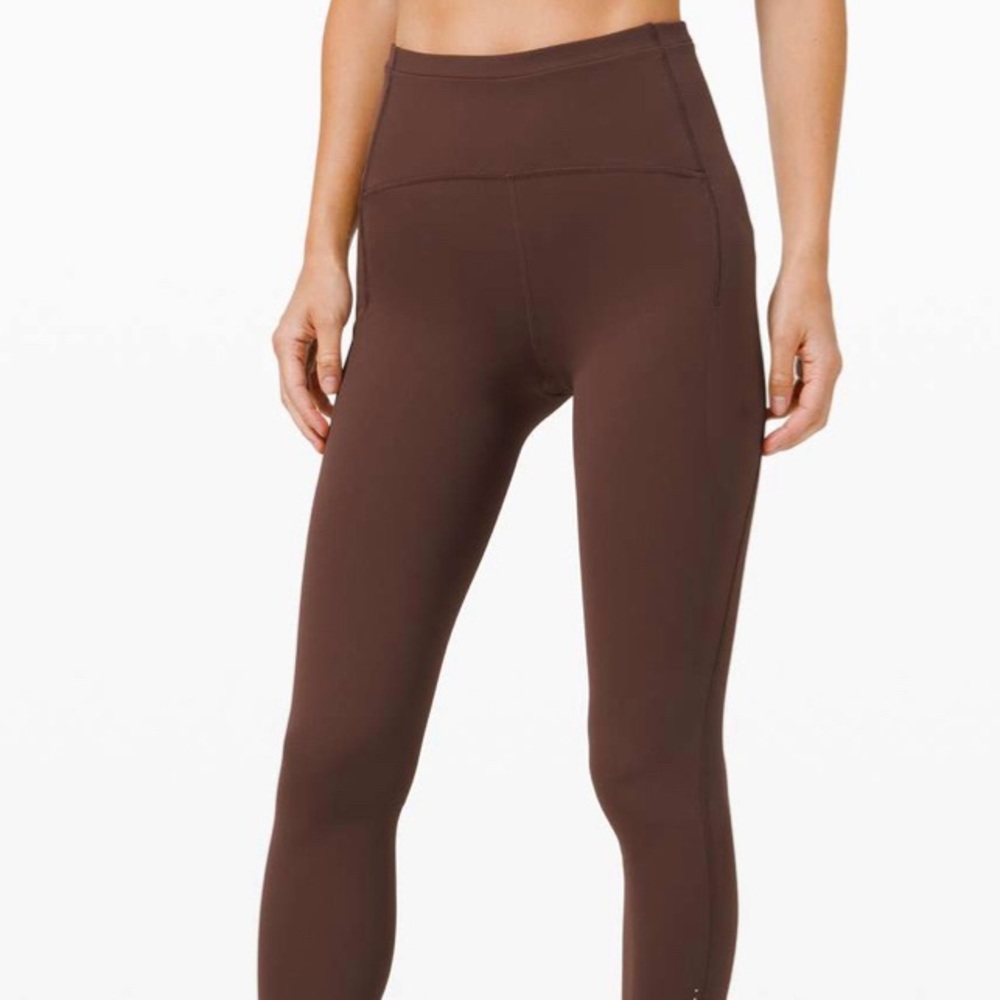 Lululemon Swift Speed High-Rise Tight 28"
Brown Earth